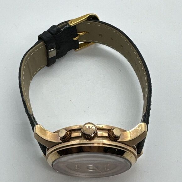 Michael Kors Runway MK5128 Women\'s Black Leather Analog Dial Quartz Watch AEA330 main image 9